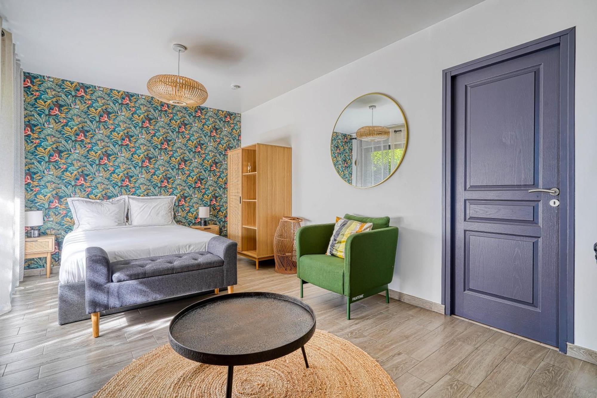 Superbe Studio Avec Terrasse Brunoy Экстерьер фото